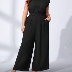 Chic Black Sleeveless Jumpsuit